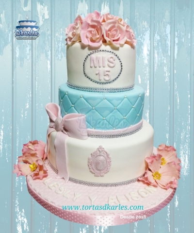 DKarles - Torta Quince aos Rosas y Flores 02