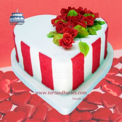 DKarles - Torta Corazn - Aplicaciones Rosas Rojas